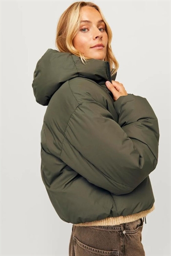 OLLY puffer jacket, Grape Leaf